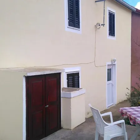 With A Parking Space Sali, Dugi Otok - 8109 *