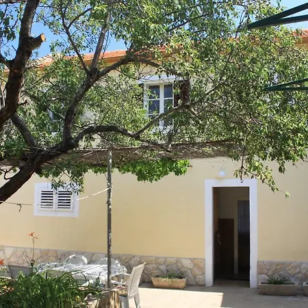 With A Parking Space Sali, Dugi Otok - 8109 * סאלי