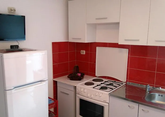 Апартаменты With A Parking Space Sali, Dugi Otok - 8109