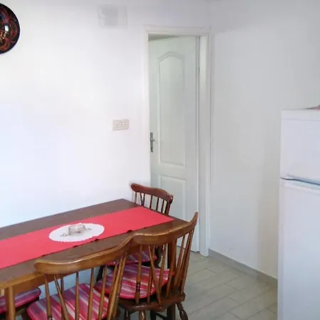 Apartments With A Parking Space Sali, Dugi Otok - 8109 * Sali