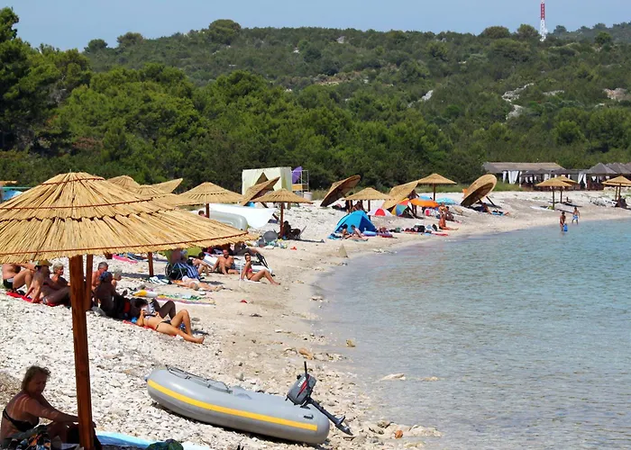 Apartmán With A Parking Space Sali, Dugi Otok - 8109 Sali